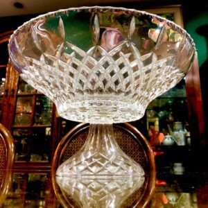 FRUTERO DE PIE EN CRISTAL TALLADO