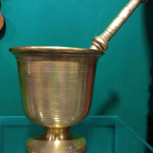 MORTERO Y PILON ANTIGUO DE BRONCE