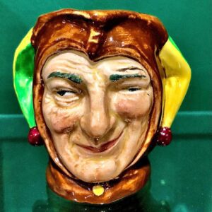 JARRA SMALL ROYAL DOULTON "THE JESTER"