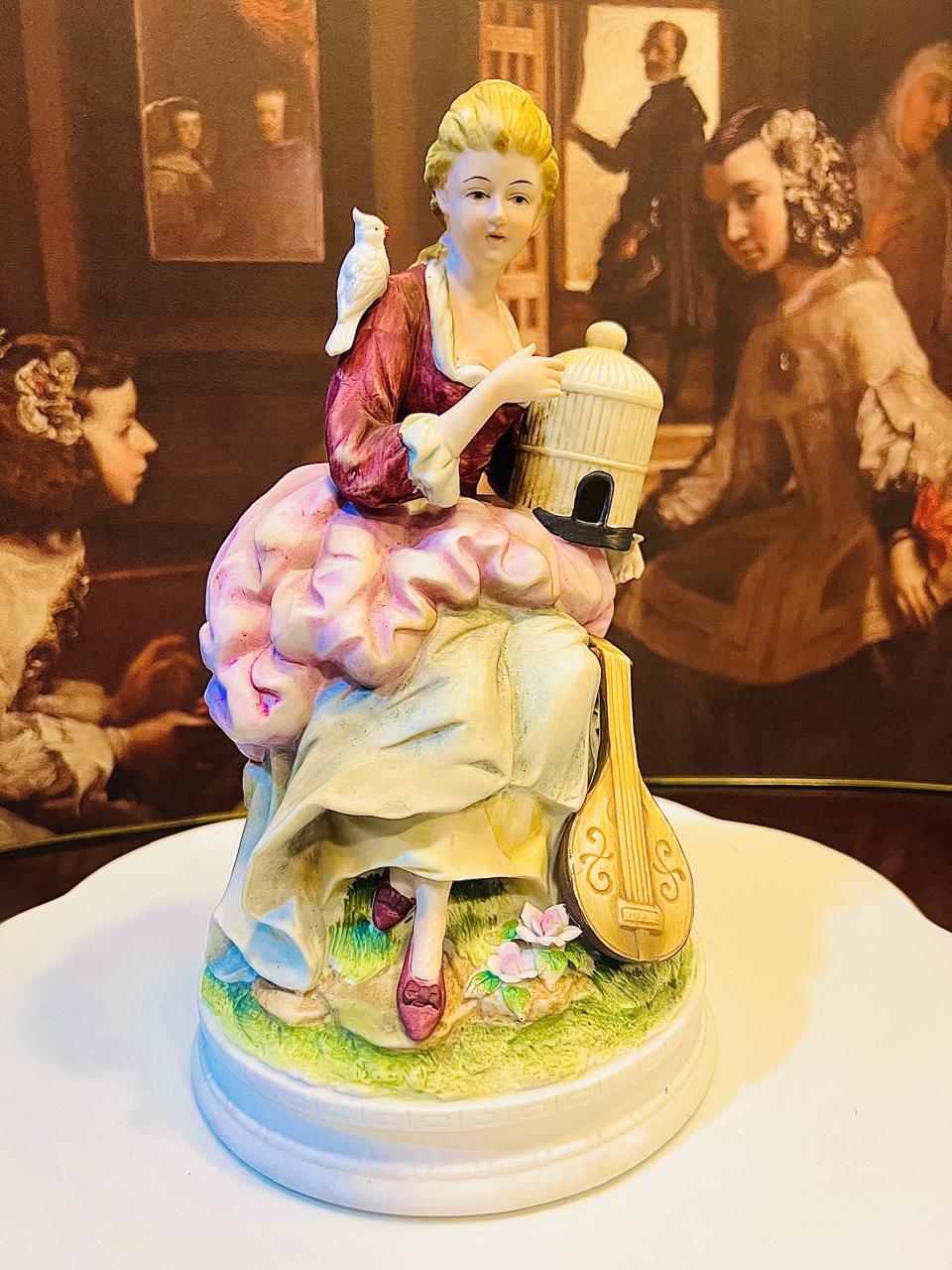 PORCELANA BISQUE ANDREA BY SADEK