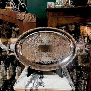 GRAN BANDEJA ANTIGUA LABRADA CON BAÑO DE PLATA