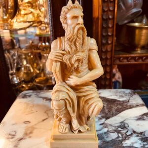 ESTATUA MOISES DE ARNALDO GIANELLI