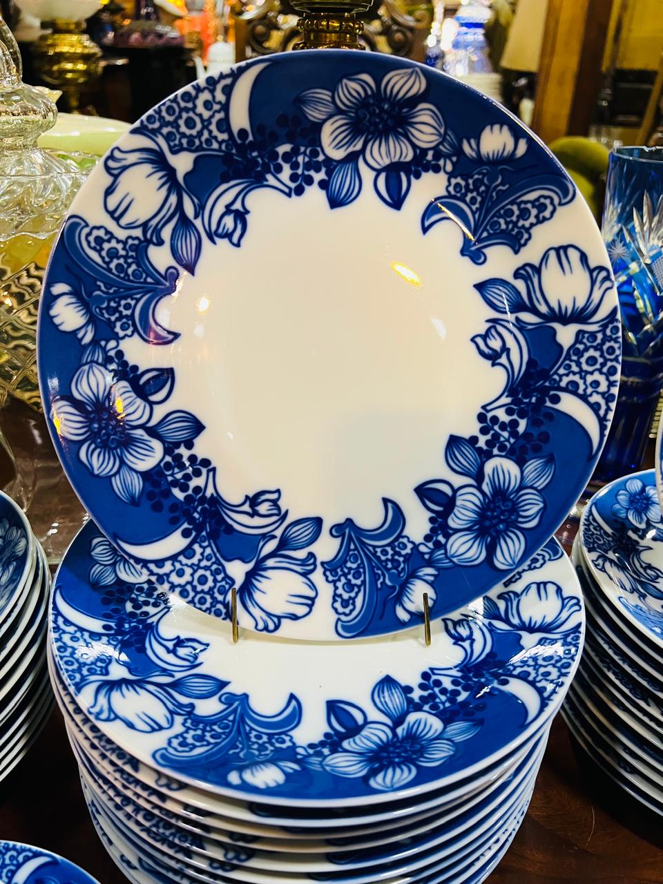 VAJILLA VERBANO RETRO AZUL 84 PIEZAS - Image 2