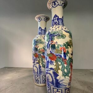 PAR DE JARRONES DE ESTILO DECORATIVO CHINO