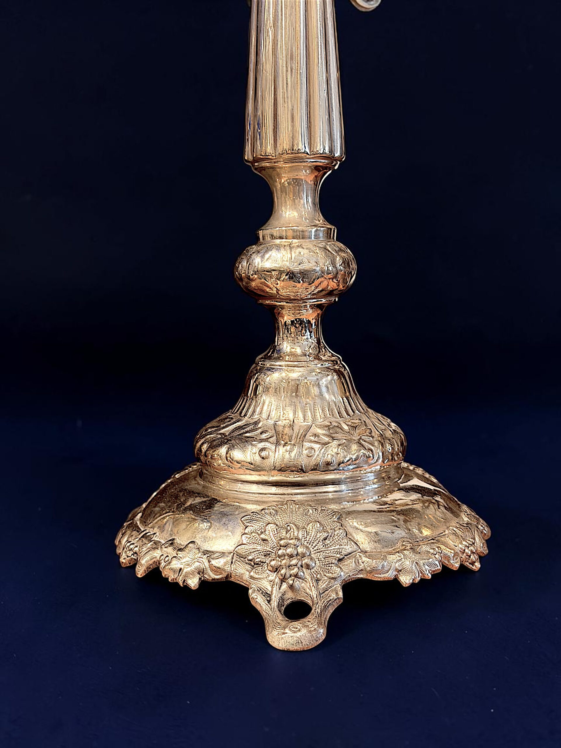 CANDELABROS NEOCLASICOS EUROPEOS PLATEADOS 36 CM - Image 3